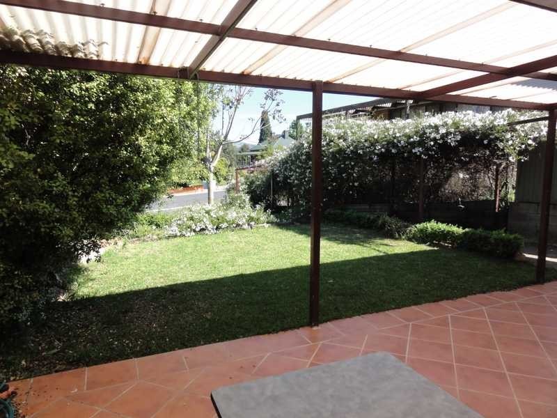 10 Kitchener Street, Gundagai NSW 2722