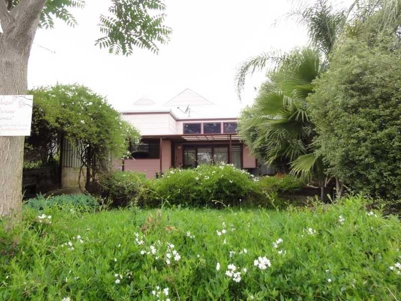 10 Kitchener Street, Gundagai NSW 2722