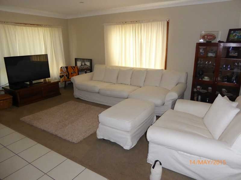 16 Lawson Drive, Gundagai NSW 2722