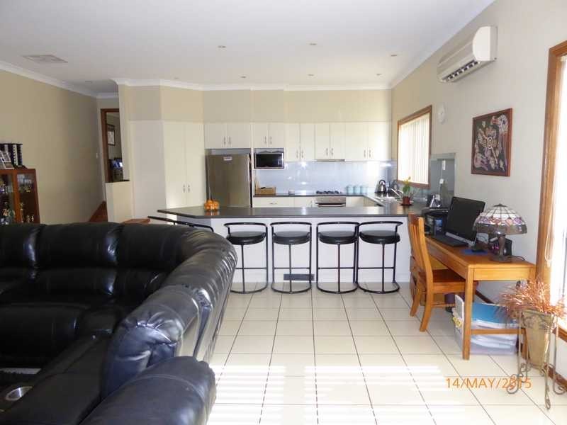 16 Lawson Drive, Gundagai NSW 2722