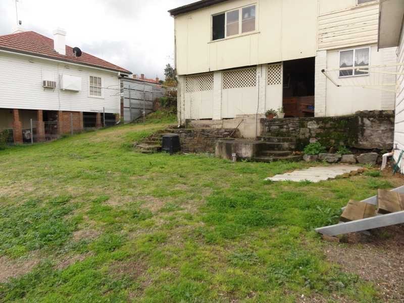 4 Virgil Street, Gundagai NSW 2722