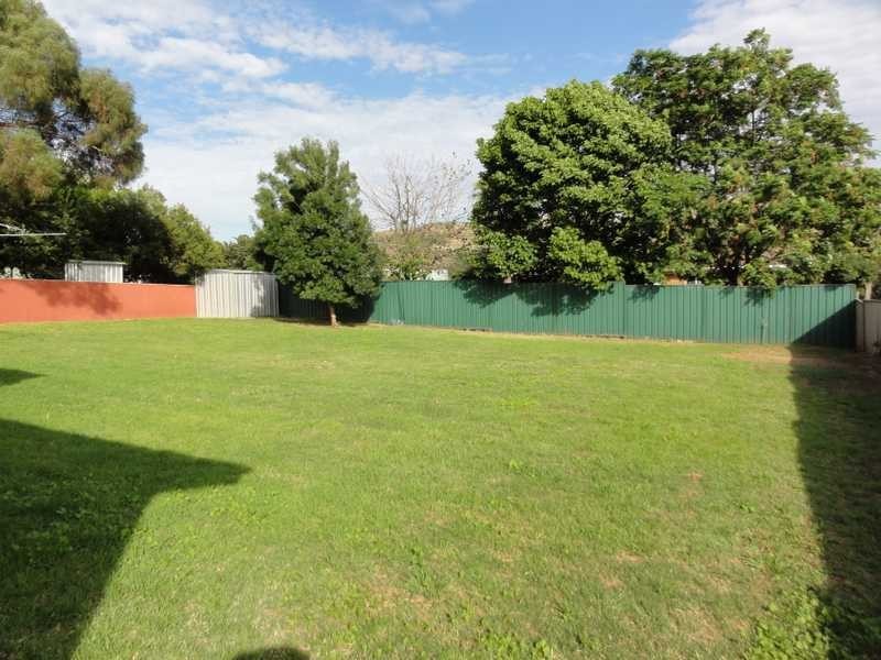 132 West Street, Gundagai NSW 2722
