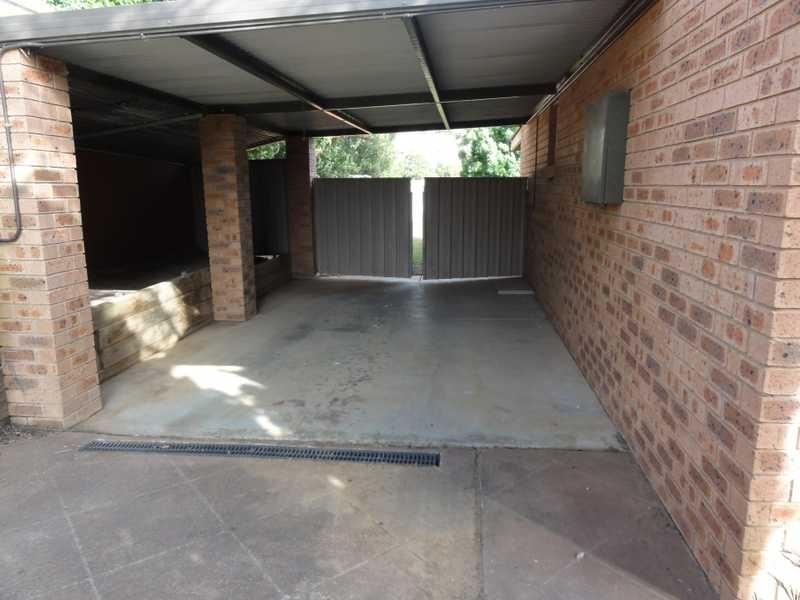 132 West Street, Gundagai NSW 2722