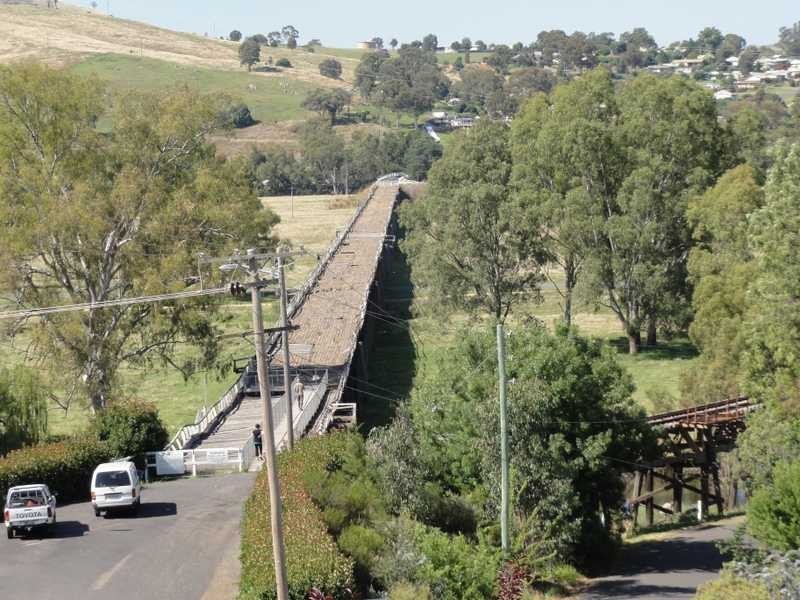 6 Virgil Street, Gundagai NSW 2722