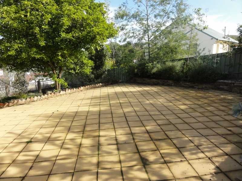 6 Virgil Street, Gundagai NSW 2722