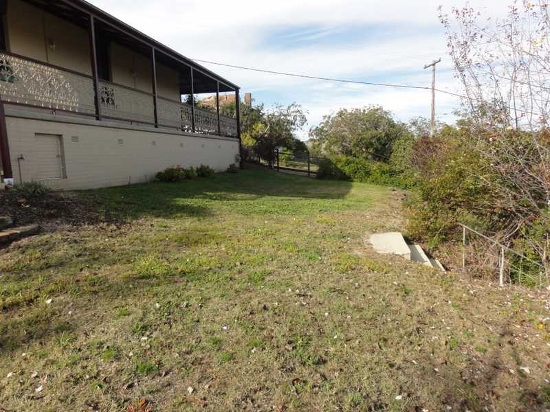 6 Virgil Street, Gundagai NSW 2722