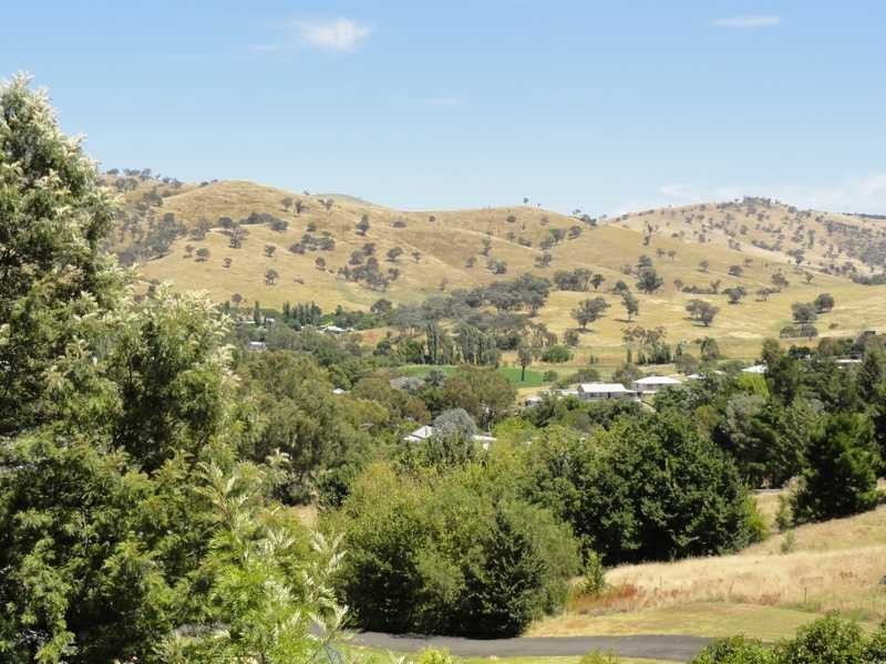 63 Otway Street, Gundagai NSW 2722