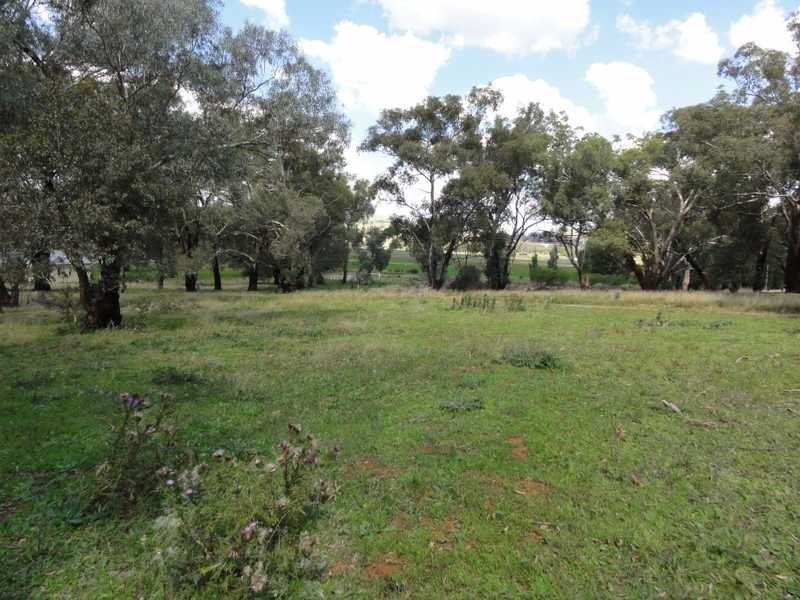 Old School Residence Bridge Street, Muttama NSW 2722