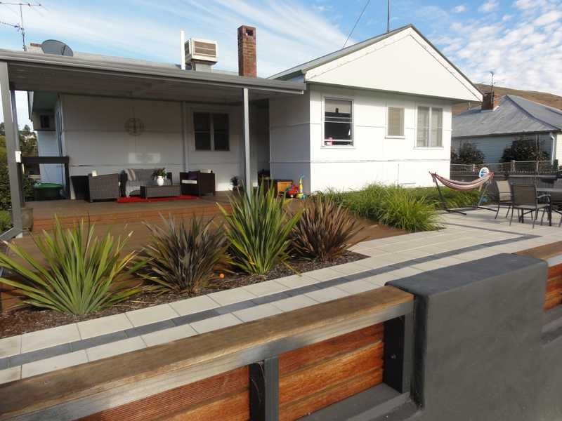 147 Punch Street, Gundagai NSW 2722