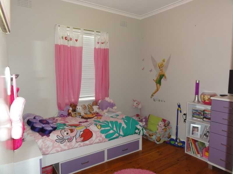 147 Punch Street, Gundagai NSW 2722