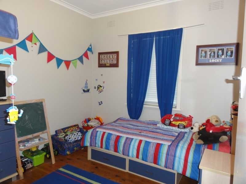 147 Punch Street, Gundagai NSW 2722