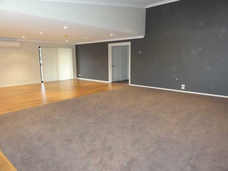 Unit 2/44 West Street, Gundagai NSW 2722