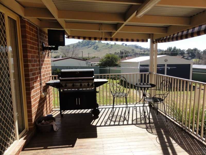 140 West Street, Gundagai NSW 2722