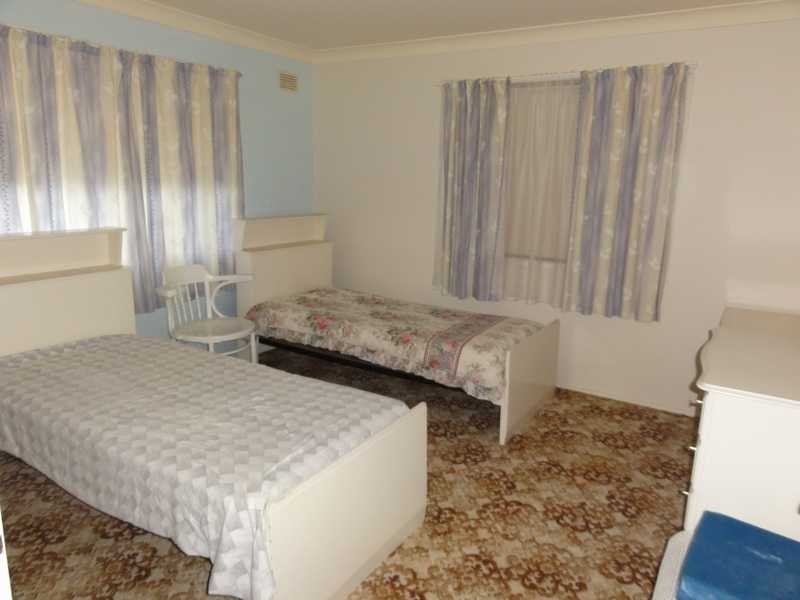 154 Hanley Street, Gundagai NSW 2722