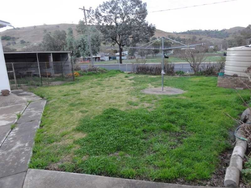 154 Hanley Street, Gundagai NSW 2722