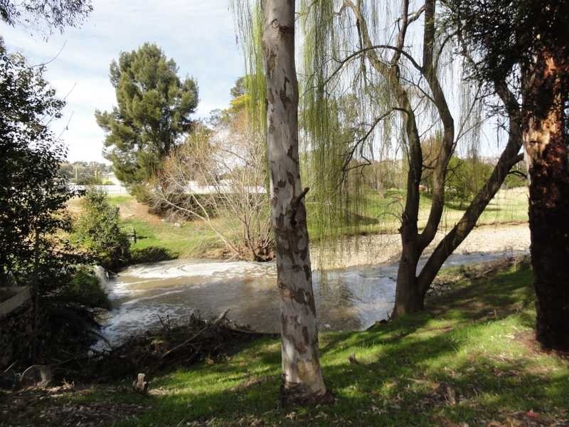 168 Punch Street, Gundagai NSW 2722