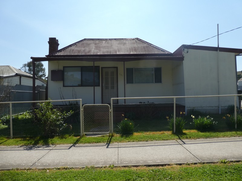 141 Punch Street, Gundagai NSW 2722