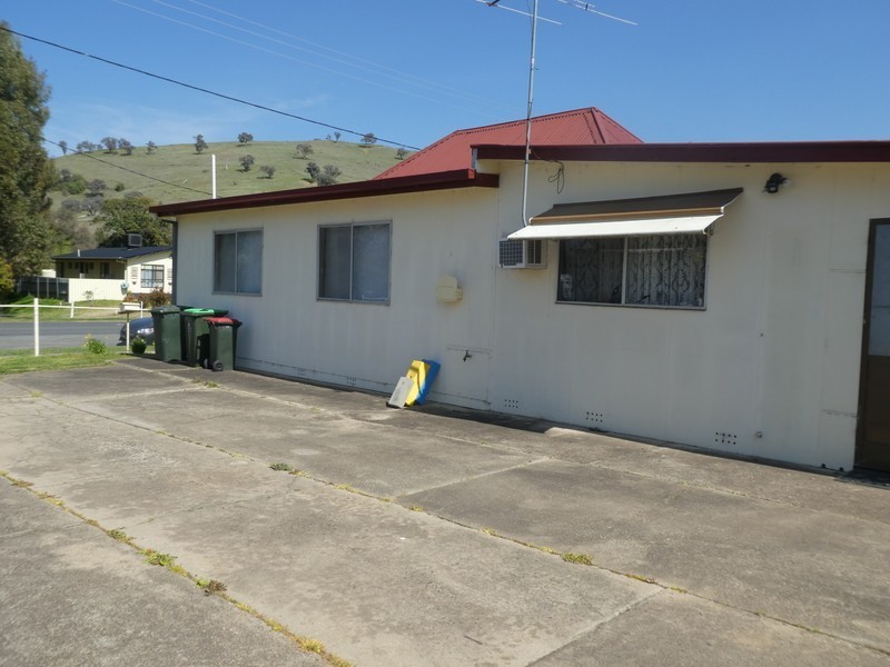 141 Punch Street, Gundagai NSW 2722