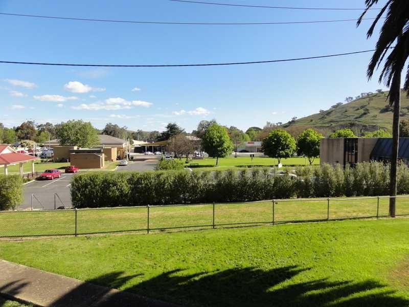 114 Punch Street, Gundagai NSW 2722