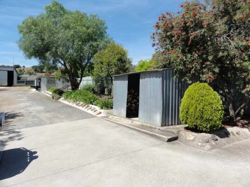 113 Punch Street, Gundagai NSW 2722