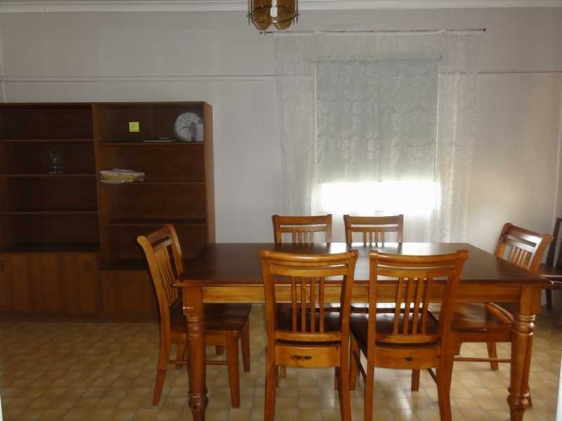 120 West Street, Gundagai NSW 2722