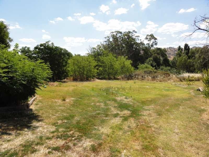 75 Mount Street, Gundagai NSW 2722