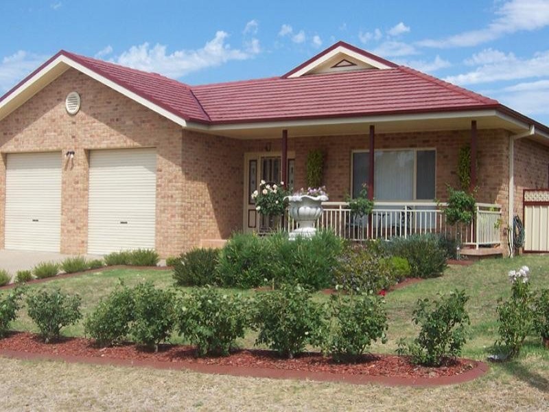 123 West Street, Gundagai NSW 2722