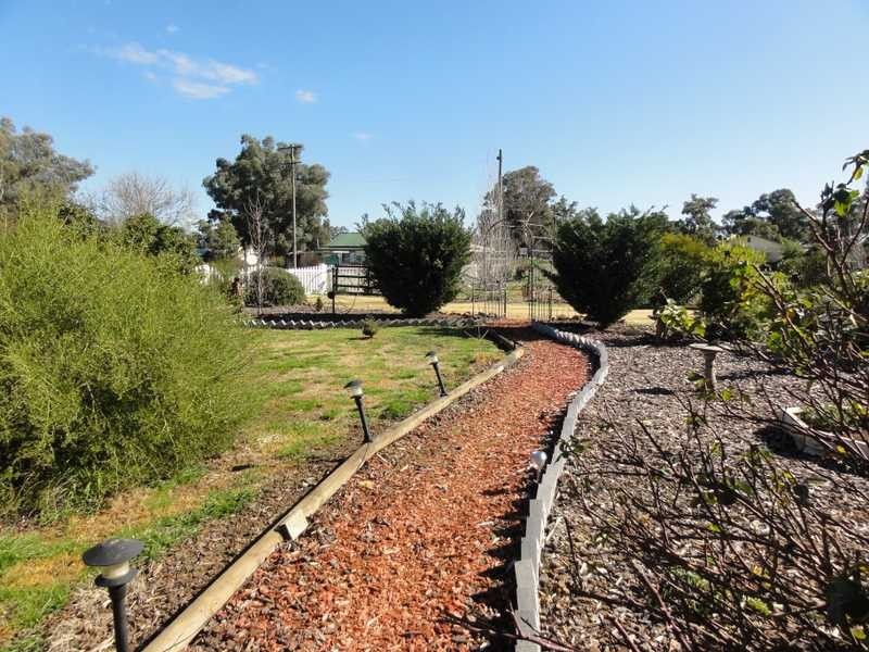 10 Tenandra Street, Nangus NSW 2722