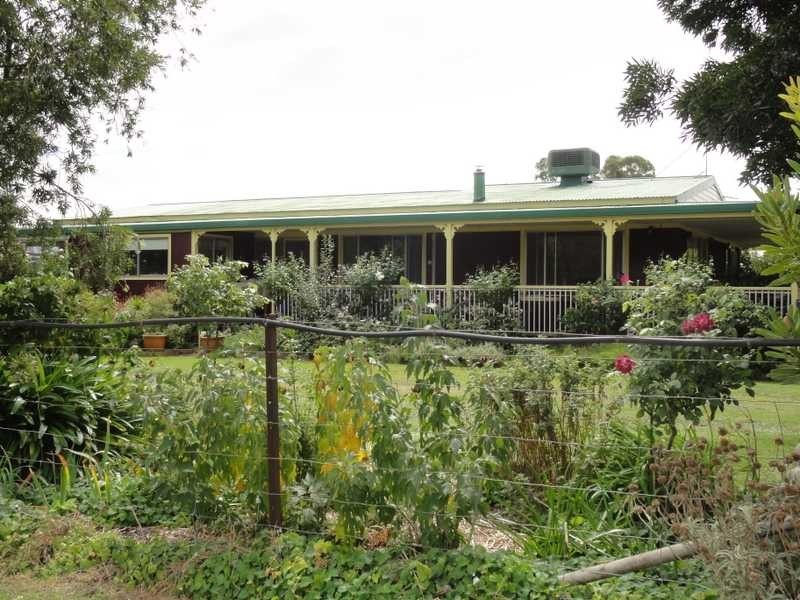 1398 Old Hume Highway, Tumblong NSW 2729