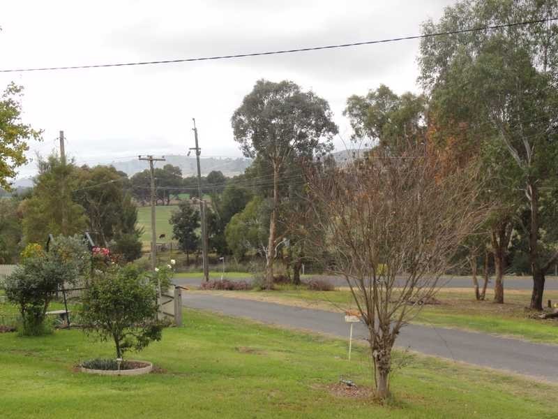 8 Ovid Lane, Gundagai NSW 2722