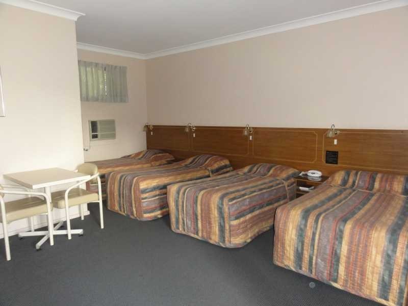 101 West Street, Gundagai NSW 2722