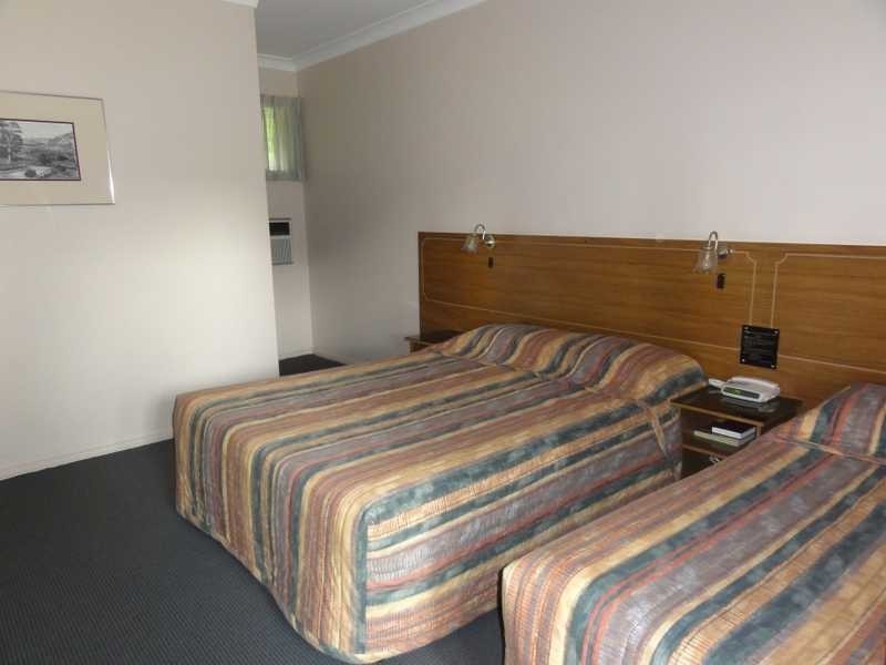 101 West Street, Gundagai NSW 2722