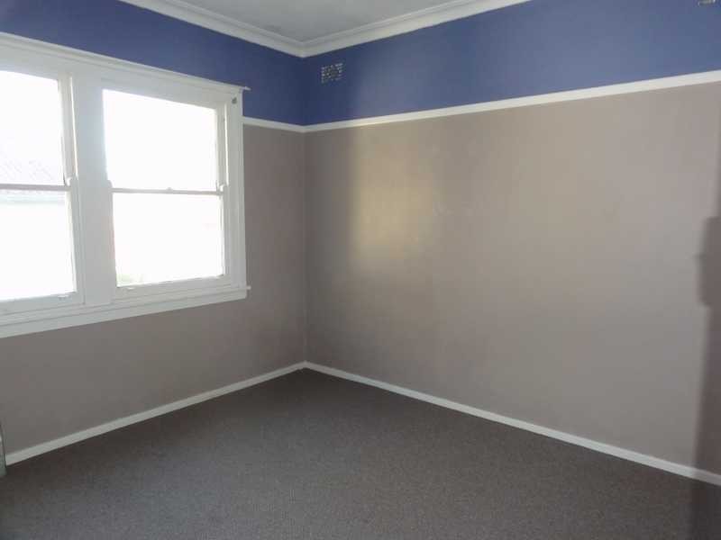 24 Byron Street, Gundagai NSW 2722