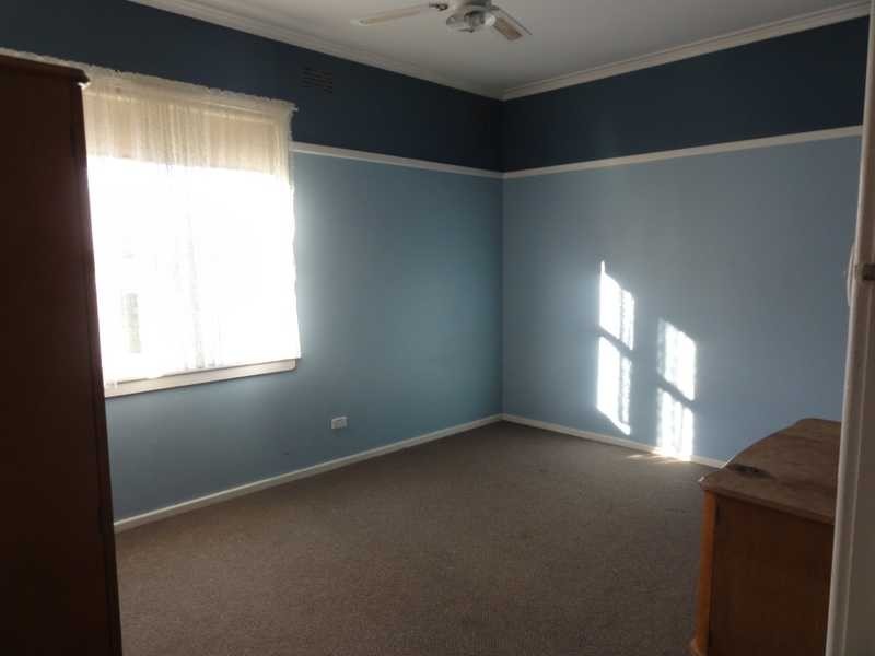 24 Byron Street, Gundagai NSW 2722