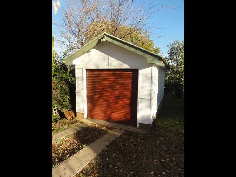 24 Byron Street, Gundagai NSW 2722