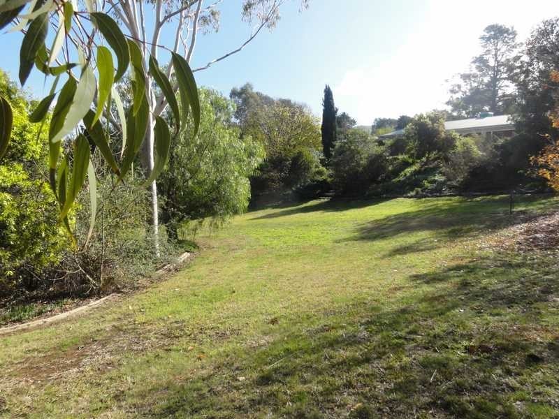 5 Nicholls Avenue, Gundagai NSW 2722