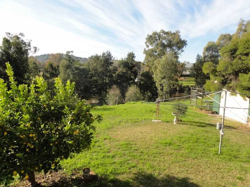 30 Tumut Street, Gundagai NSW 2722
