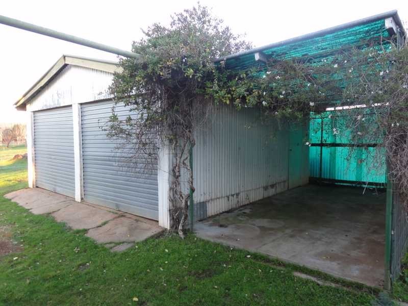 11-13 Cnr Main & Mount Streets, Coolac NSW 2727