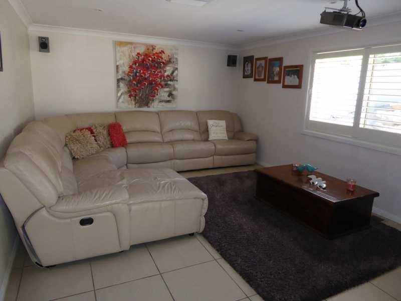 16 Eagle Street, Gundagai NSW 2722