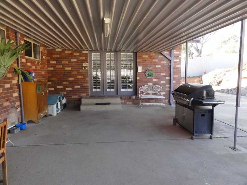 16 Eagle Street, Gundagai NSW 2722