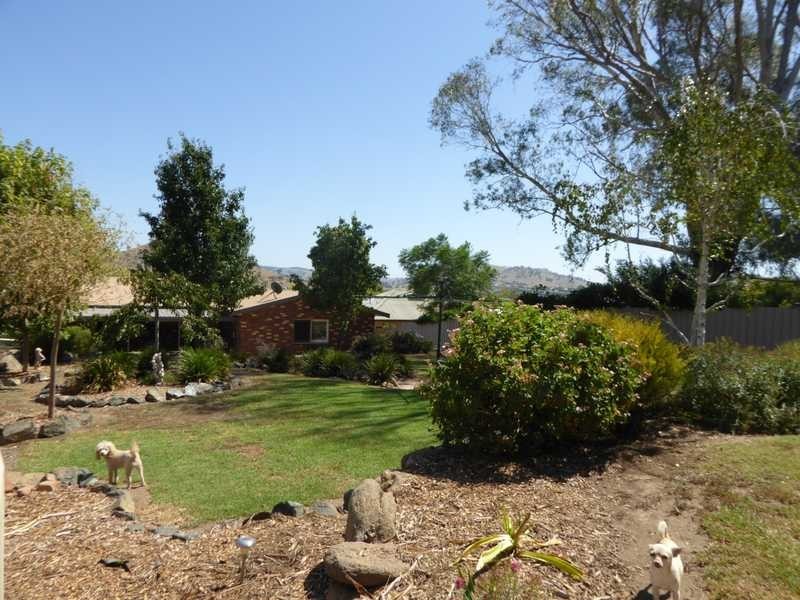 16 Eagle Street, Gundagai NSW 2722