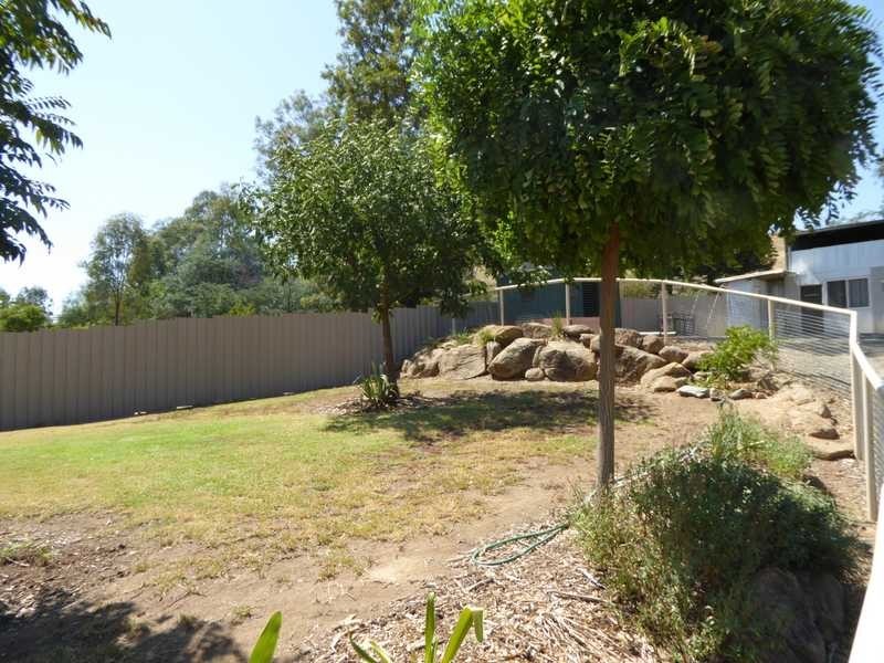 16 Eagle Street, Gundagai NSW 2722