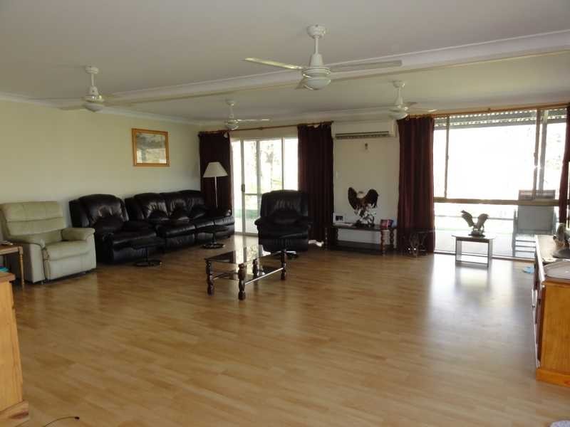 57 Tarrabandra Road, Gundagai NSW 2722