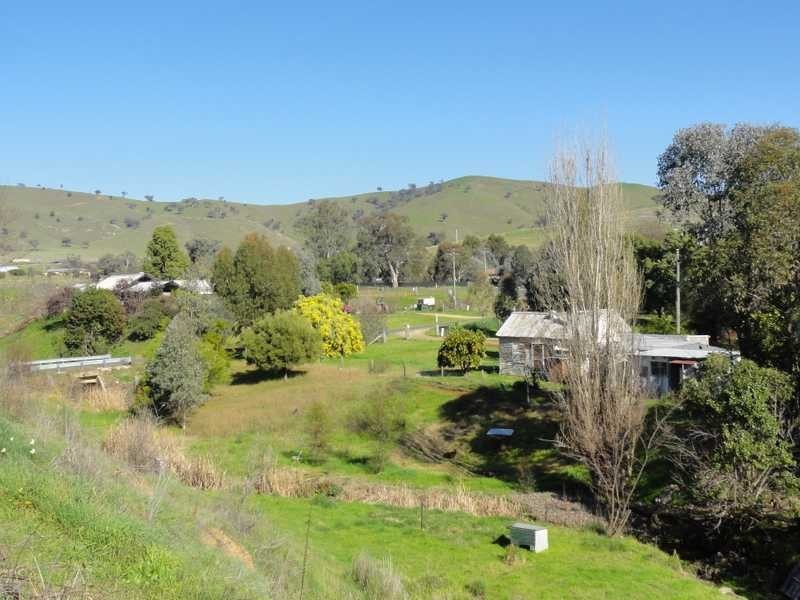 57 Tarrabandra Road, Gundagai NSW 2722