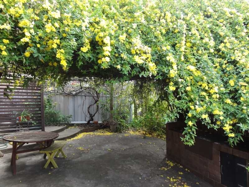 1 Stafford Street, Gundagai NSW 2722