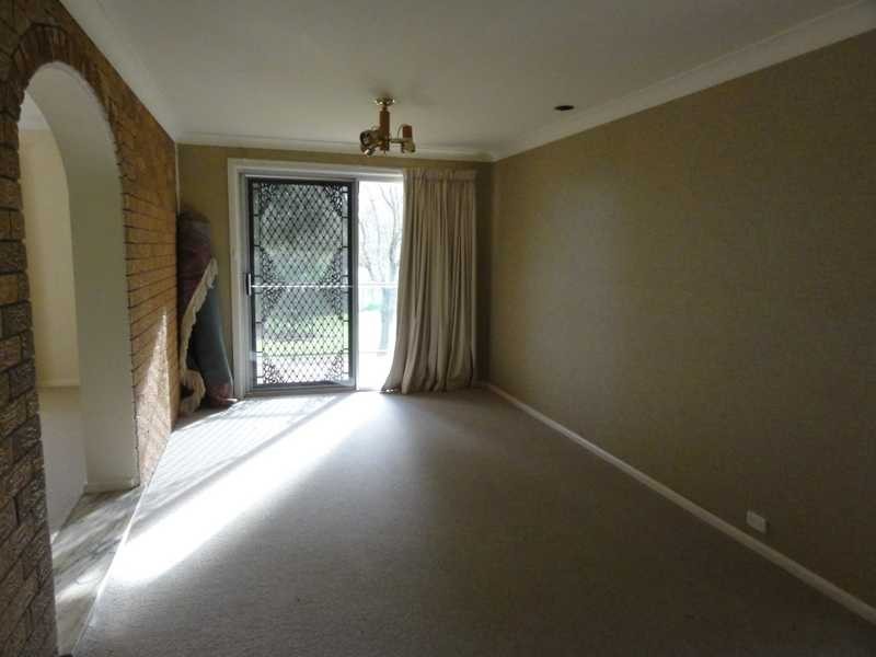 83 Mount Street, Gundagai NSW 2722