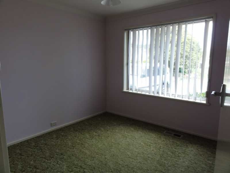 83 Mount Street, Gundagai NSW 2722