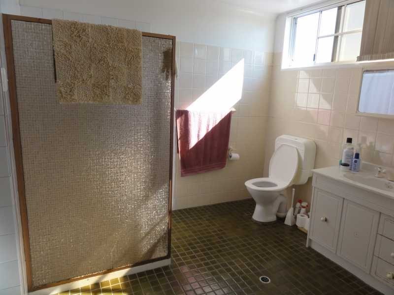 77 First Avenue, Gundagai NSW 2722