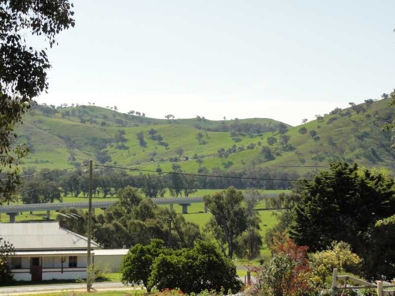 21 Tom Street, Gundagai NSW 2722