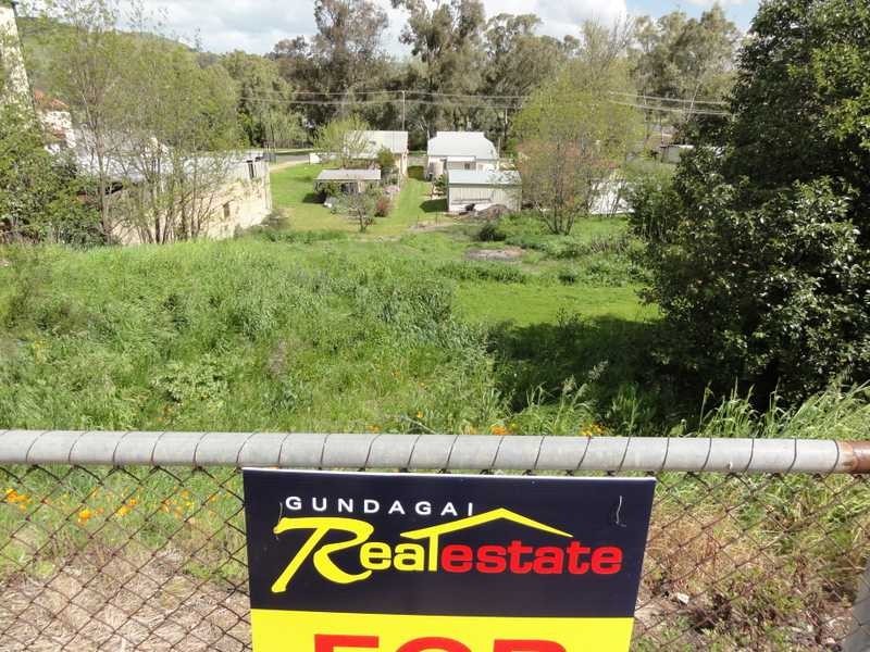 90 Sheridan Street, Gundagai NSW 2722